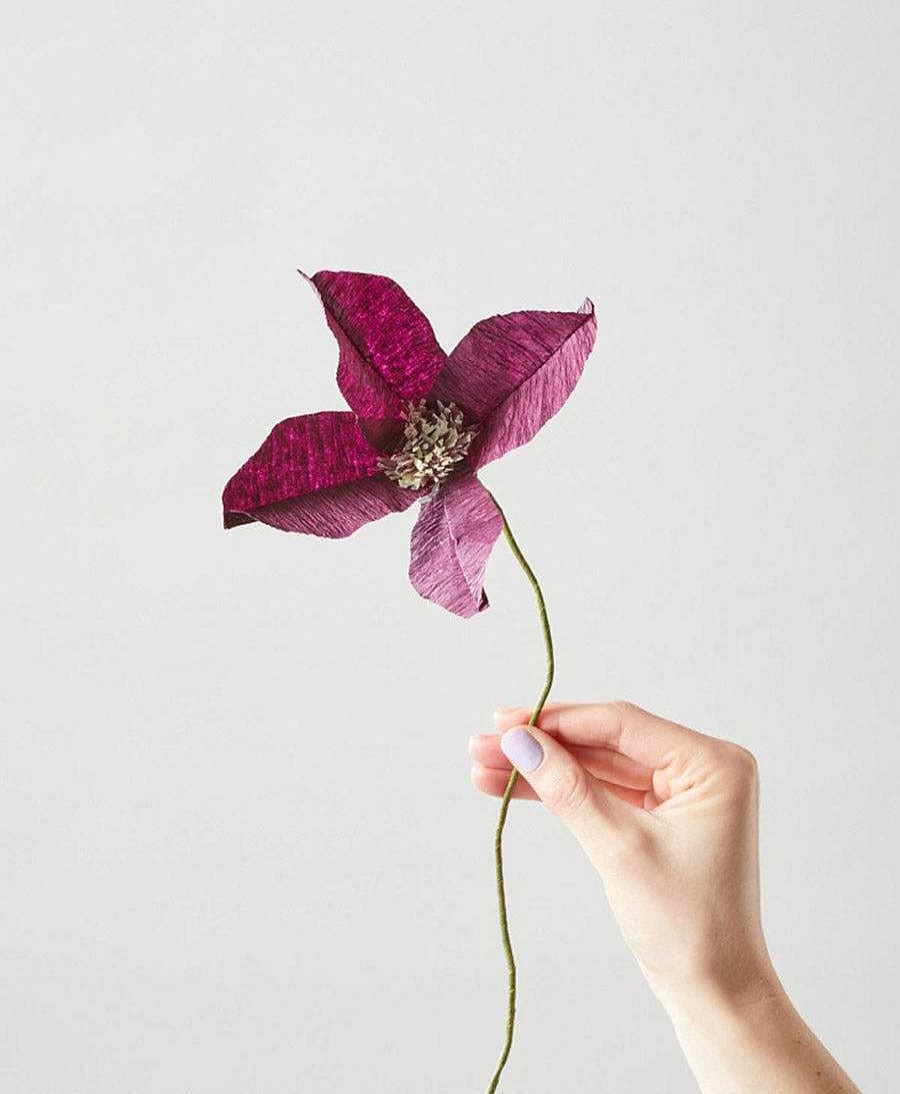 Lifestyle Studio About Raumdekoration | Papierblume Waldrebe Clematis Aubergine