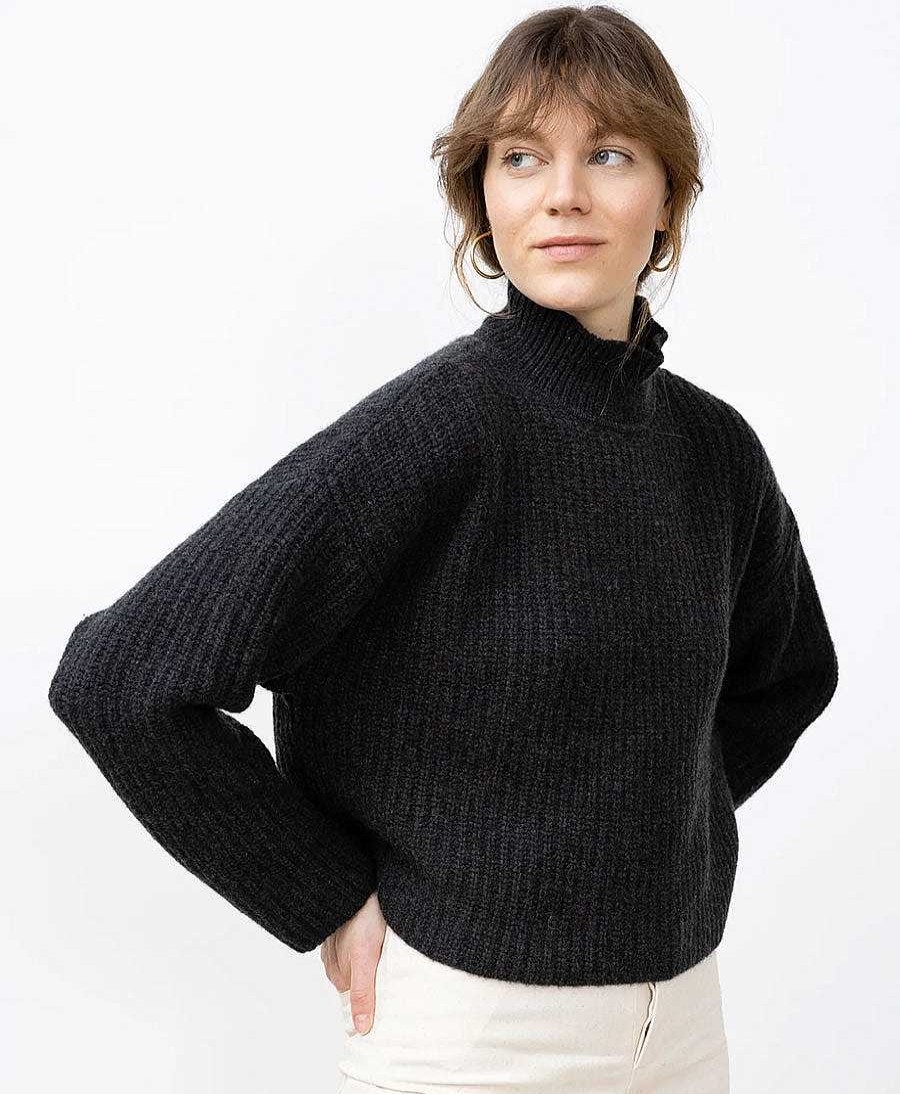 Damen JUNGLE FOLK Oberteile | Stehkragenpullover Hanna - Anthrazit