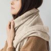 Damen BARE Knitwear M Tzen, H Te & Schals | Alpaca Travel Wrap Schal - Hellgrau