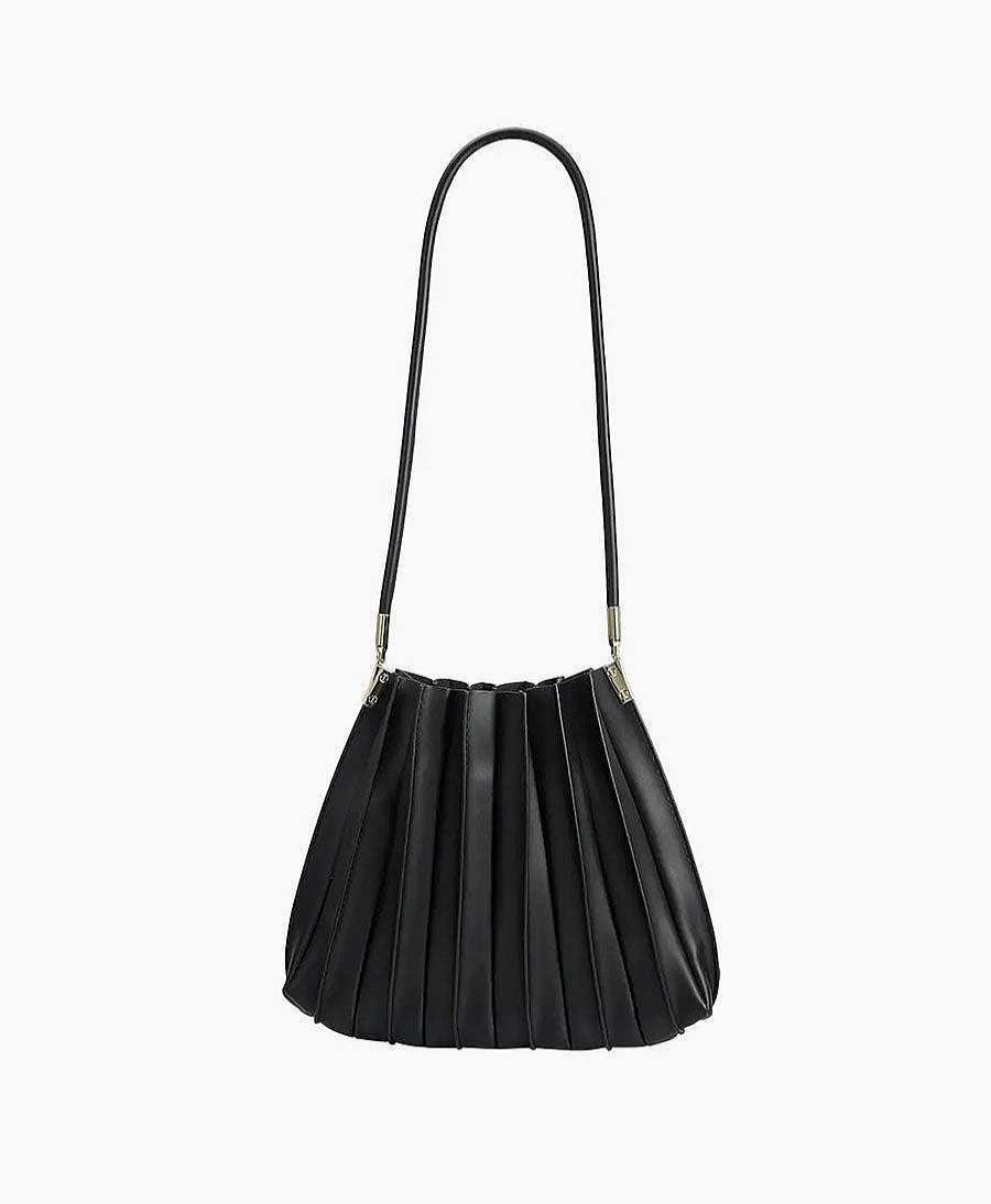 Damen Melie Bianco Taschen | Plissierte Schultertasche Carrie Aus Veganem Leder - Schwarz